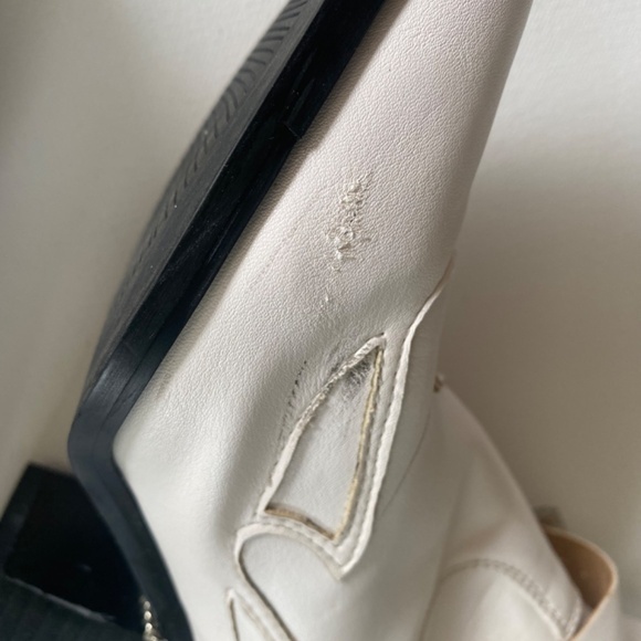 Nasty Girl White Stirrup And at ‘Em Western Boots - Picture 2 of 10